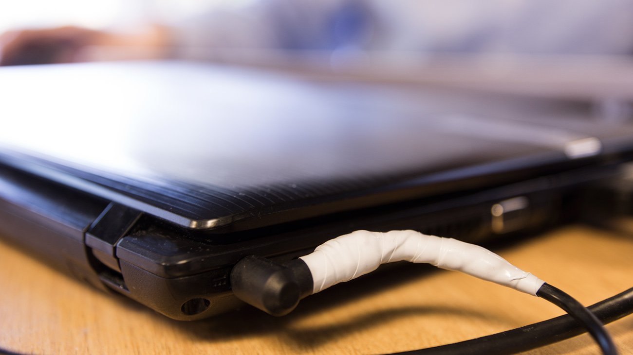 How to repair a frayed laptop charger cable safely and restore power reliability (2026 Expert Guide)